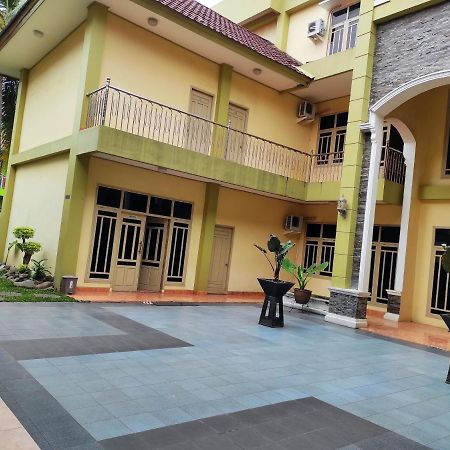 Hotel Randik Sekayu מראה חיצוני תמונה